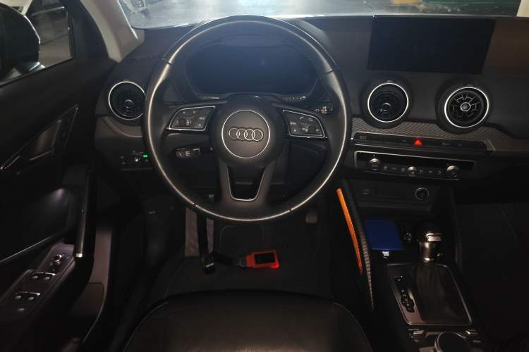 Used Audi Q2L e-tron 2019 Q2L e-tron Pure Electric Smart Enjoyment Model Steering Wheel