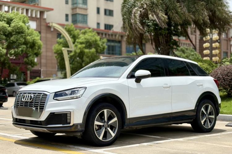 Used Audi Q2L e-tron 2019 Q2L e-tron Pure Electric Smart Enjoyment Model Guazi used car, China used car export, Used car for sale, Used cars, Cheapest cars for sale
