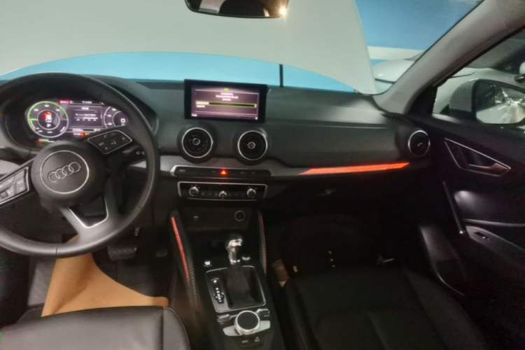 Used Audi Q2L e-tron 2019 Q2L e-tron Pure Electric Smart Style Audio And AC Panel
