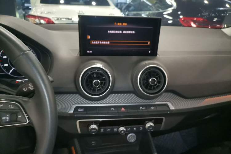 Used Audi Q2L e-tron 2019 Q2L e-tron Pure Electric Smart Enjoyment Model Audio And AC Panel
