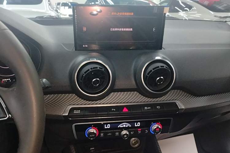Used Audi Q2L e-tron 2019 Q2L e-tron Pure Electric Smart Enjoyment Model Audio And AC Panel