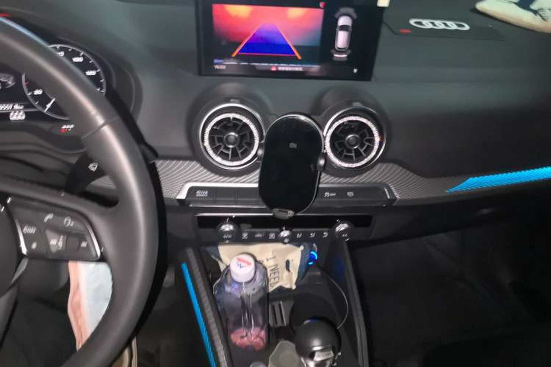 Used Audi Q2L e-tron 2019 Q2L e-tron Pure Electric Smart Enjoyment Model Audio And AC Panel