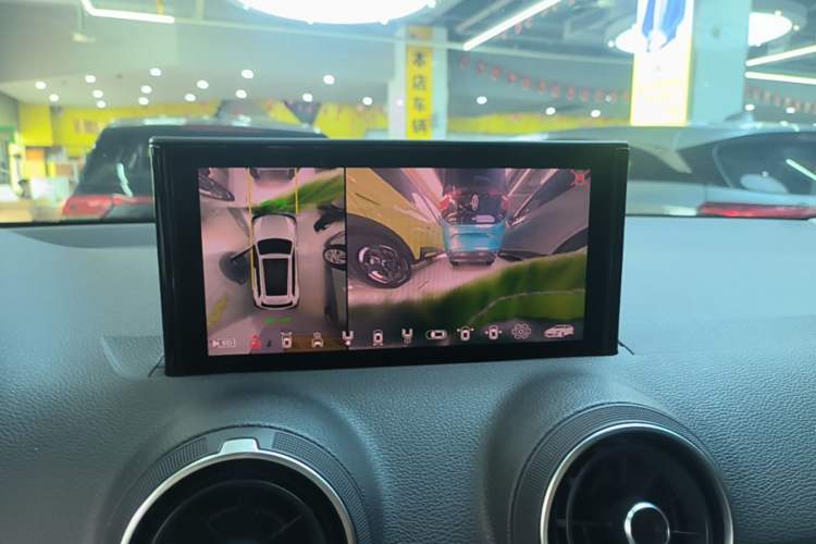 Used Audi Q2L e-tron 2019 Q2L e-tron Pure Electric Smart Enjoyment Model Audio And AC Panel