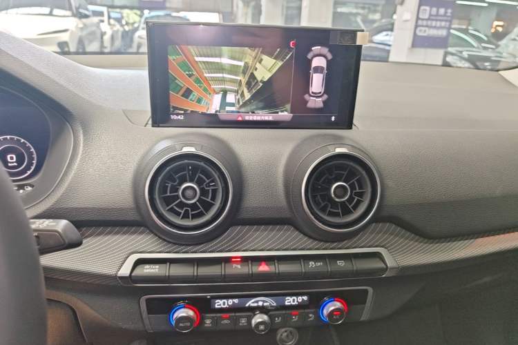 Used Audi Q2L e-tron 2019 Q2L e-tron Pure Electric Smart Enjoyment Model Audio And AC Panel