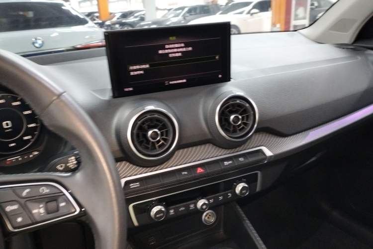 Used Audi Q2L e-tron 2019 Q2L e-tron Pure Electric Smart Style Audio And AC Panel