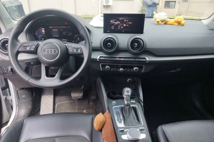 Used Audi Q2L e-tron 2019 Q2L e-tron Pure Electric Smart Style Center Console