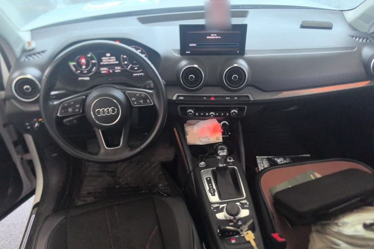 Used Audi Q2L e-tron 2019 Q2L e-tron Pure Electric Smart Style Center Console