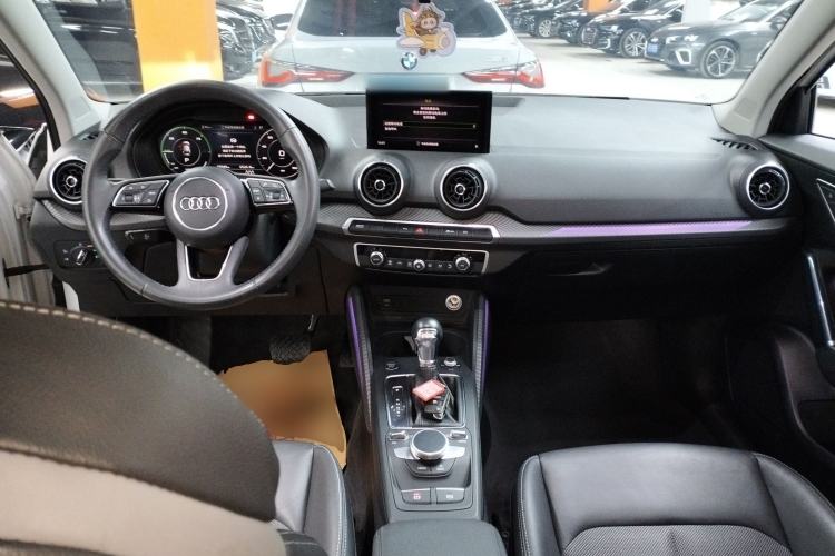 Used Audi Q2L e-tron 2019 Q2L e-tron Pure Electric Smart Style Center Console