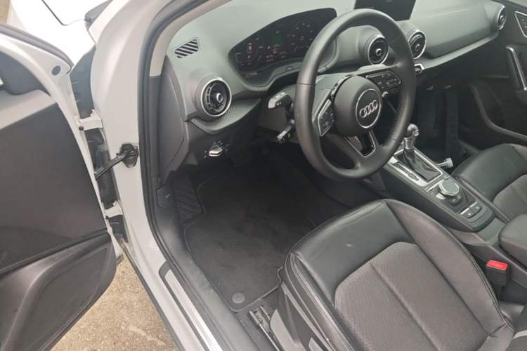 Used Audi Q2L e-tron 2019 Q2L e-tron Pure Electric Smart Enjoyment Model Driver Seat
