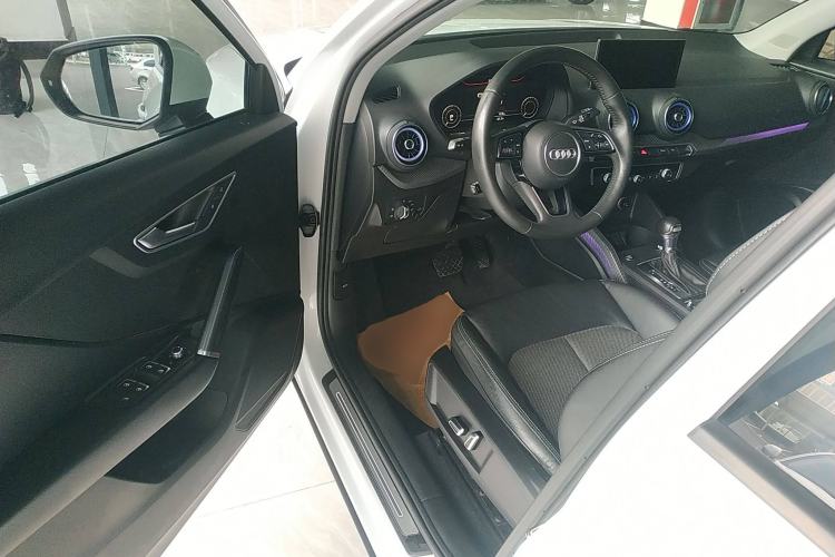 Used Audi Q2L e-tron 2019 Q2L e-tron Pure Electric Smart Enjoyment Model Driver Seat