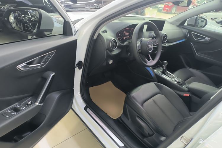 Used Audi Q2L e-tron 2019 Q2L e-tron Pure Electric Smart Style Driver Seat
