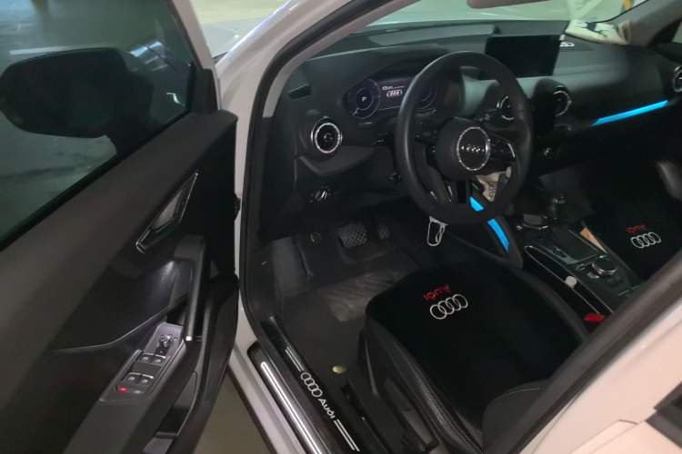 Used Audi Q2L e-tron 2019 Q2L e-tron Pure Electric Smart Enjoyment Model Driver Seat