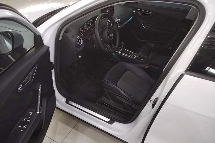 Used Audi Q2L e-tron 2019 Q2L e-tron Pure Electric Smart Enjoyment Model Driver Seat
