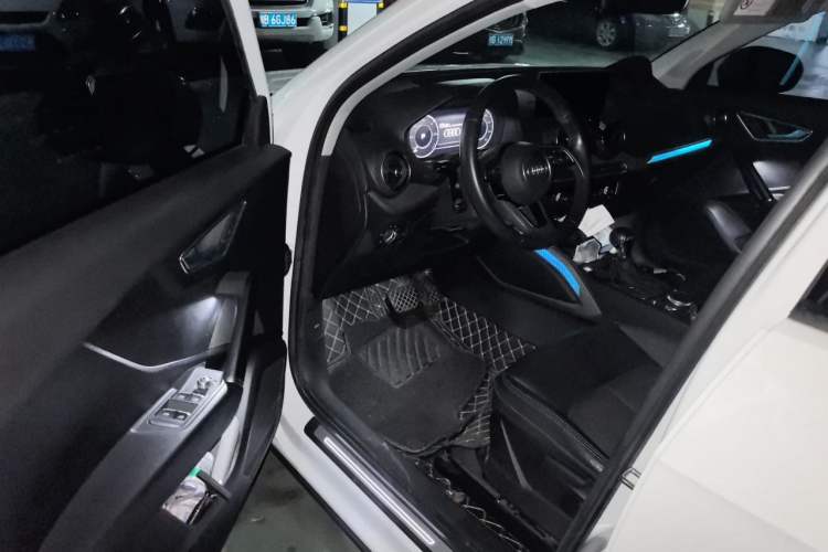Used Audi Q2L e-tron 2019 Q2L e-tron Pure Electric Smart Style Driver Seat