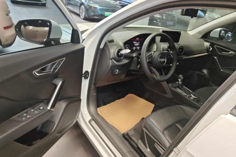 Used Audi Q2L e-tron 2019 Q2L e-tron Pure Electric Smart Enjoyment Model Driver Seat