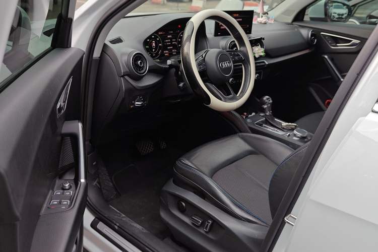 Used Audi Q2L e-tron 2019 Q2L e-tron Pure Electric Smart Style Driver Seat