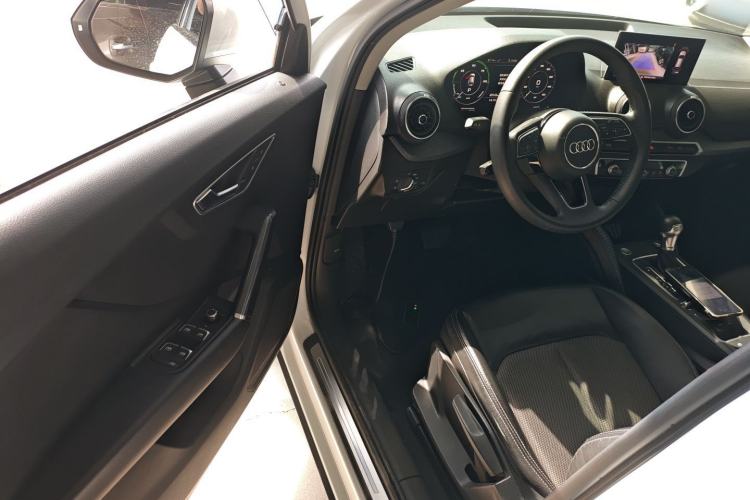 Used Audi Q2L e-tron 2019 Q2L e-tron Pure Electric Smart Enjoyment Model Driver Seat