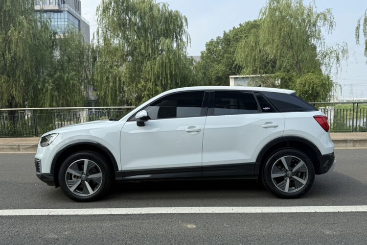 Used Audi Q2L e-tron 2019 Q2L e-tron Pure Electric Smart Enjoyment Model Exterior 4