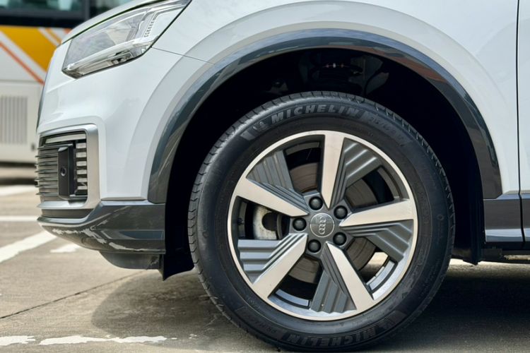 Used Audi Q2L e-tron 2019 Q2L e-tron Pure Electric Smart Enjoyment Model Exterior 4