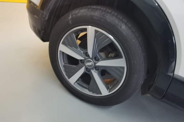Used Audi Q2L e-tron 2019 Q2L e-tron Pure Electric Smart Enjoyment Model Exterior 5