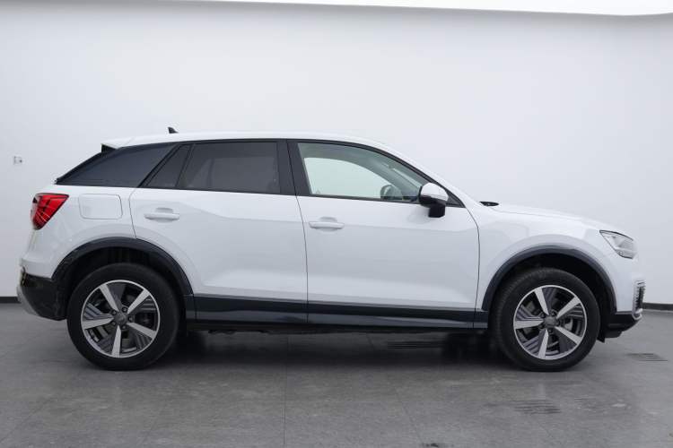 Used Audi Q2L e-tron 2019 Q2L e-tron Pure Electric Smart Enjoyment Model Exterior 9