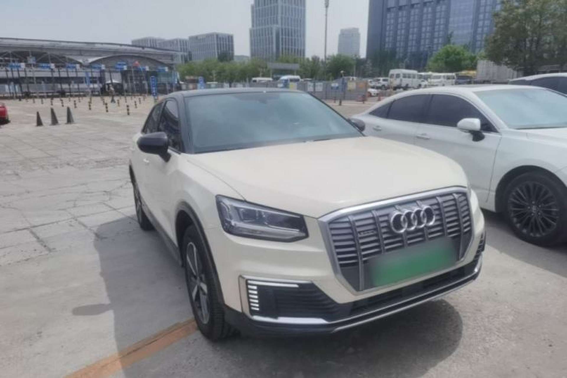 Used Audi Q2L e-tron 2019 Q2L e-tron Pure Electric Smart Enjoyment Model Front Right 45 Deg