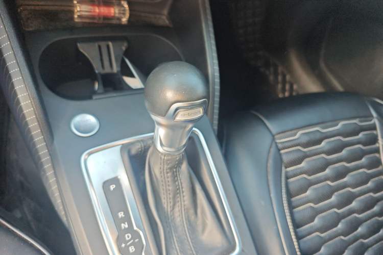 Used Audi Q2L e-tron 2019 Q2L e-tron Pure Electric Smart Style Gear Lever