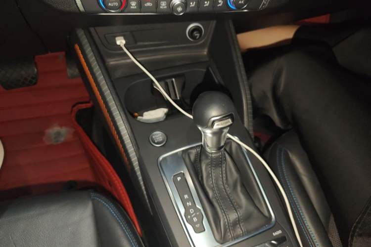 Used Audi Q2L e-tron 2019 Q2L e-tron Pure Electric Smart Enjoyment Model Gear Lever