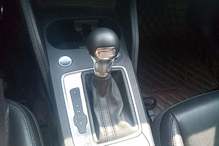 Used Audi Q2L e-tron 2019 Q2L e-tron Pure Electric Smart Enjoyment Model Gear Lever