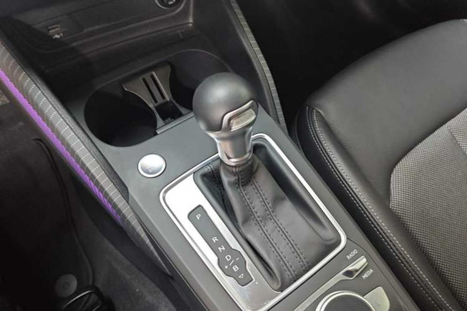 Used Audi Q2L e-tron 2019 Q2L e-tron Pure Electric Smart Enjoyment Model Gear Lever