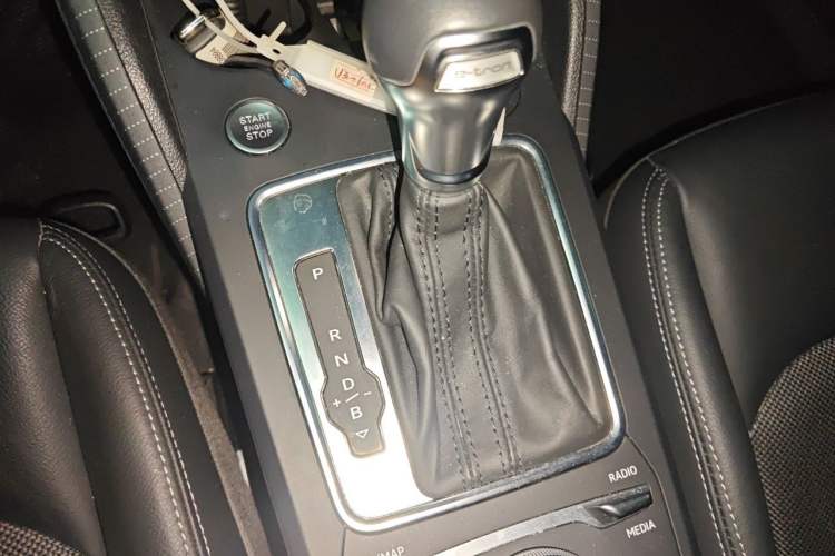 Used Audi Q2L e-tron 2019 Q2L e-tron Pure Electric Smart Enjoyment Model Gear Lever