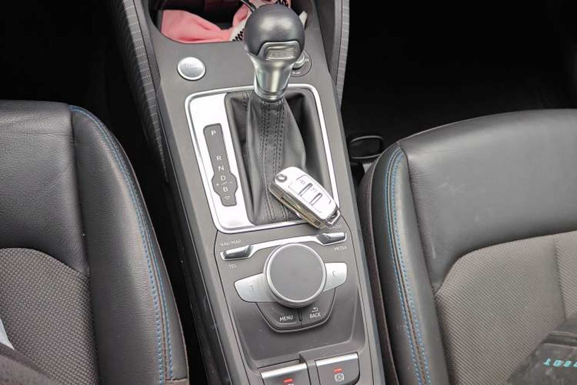 Used Audi Q2L e-tron 2019 Q2L e-tron Pure Electric Smart Style Gear Lever