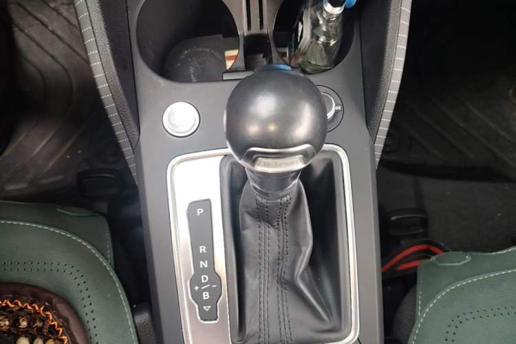 Used Audi Q2L e-tron 2019 Q2L e-tron Pure Electric Smart Style Gear Lever