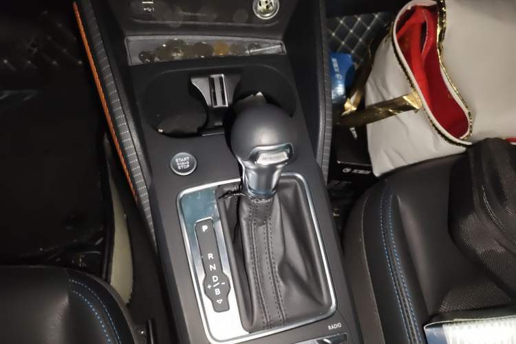 Used Audi Q2L e-tron 2019 Q2L e-tron Pure Electric Smart Style Gear Lever