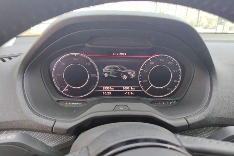 Used Audi Q2L e-tron 2019 Q2L e-tron Pure Electric Smart Enjoyment Model Instrument Cluster