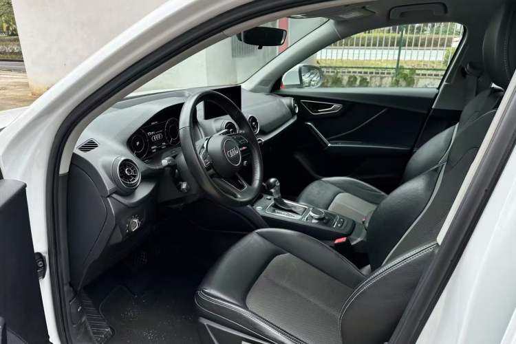 Used Audi Q2L e-tron 2019 Q2L e-tron Pure Electric Smart Style Interior 1
