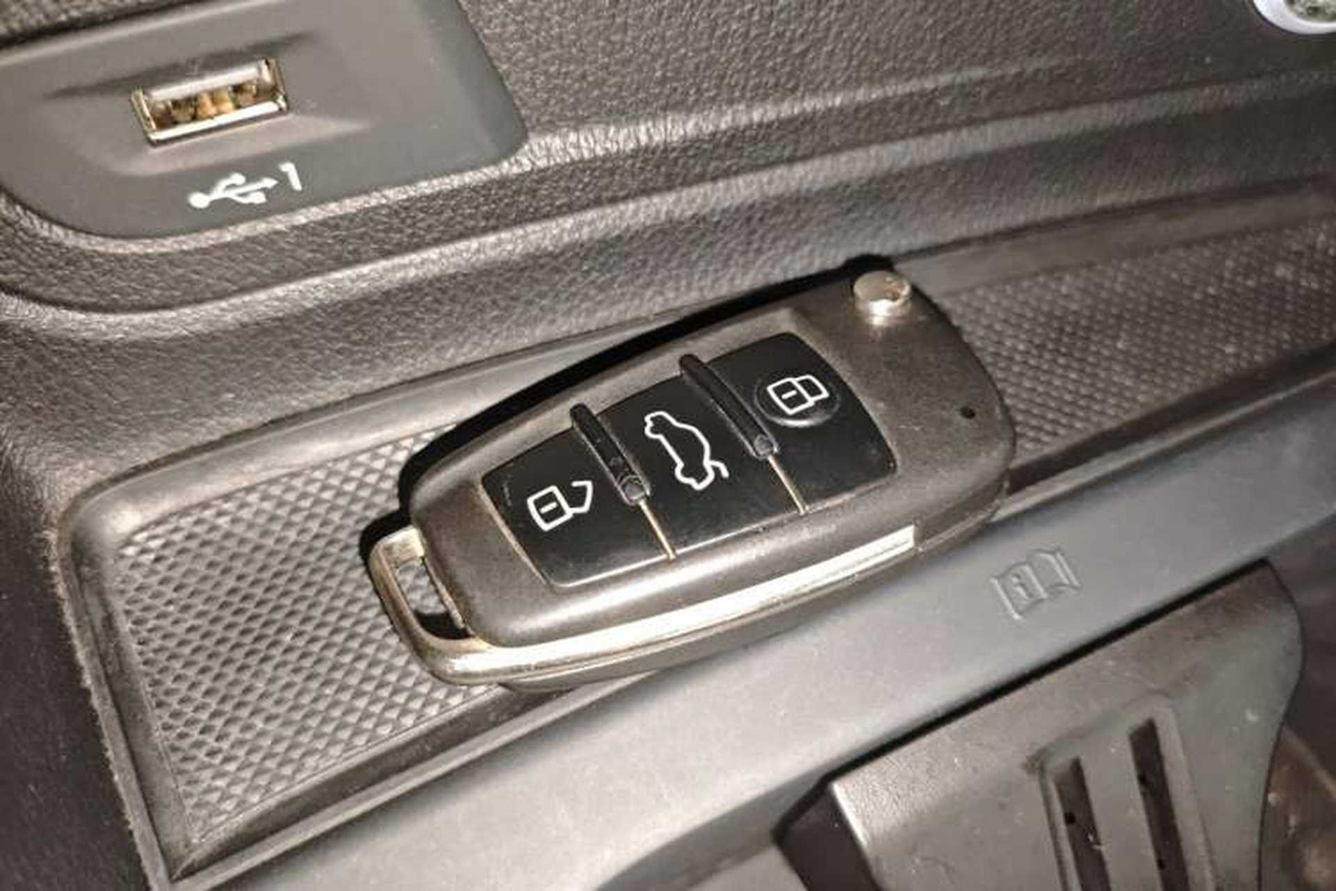 Used Audi Q2L e-tron 2019 Q2L e-tron Pure Electric Smart Enjoyment Model Interior 1