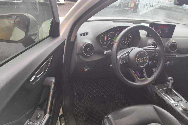 Used Audi Q2L e-tron 2019 Q2L e-tron Pure Electric Smart Enjoyment Model Interior 3