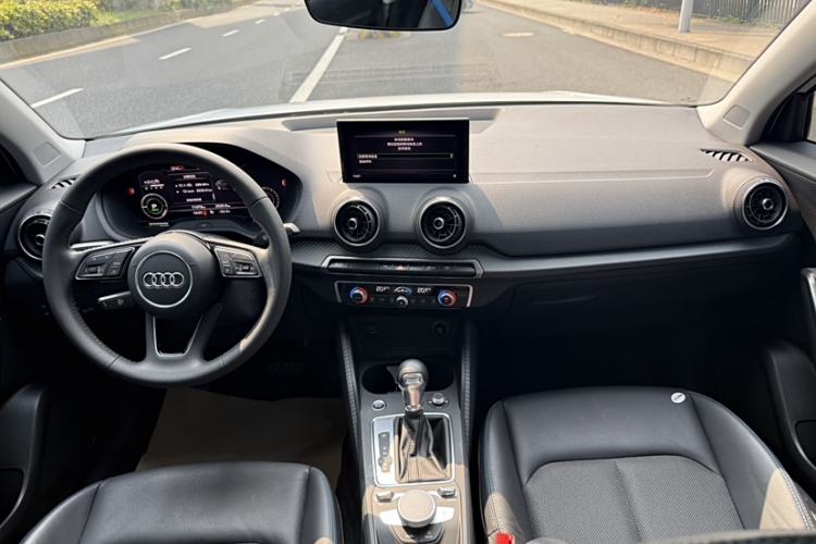 Used Audi Q2L e-tron 2019 Q2L e-tron Pure Electric Smart Enjoyment Model Interior 3