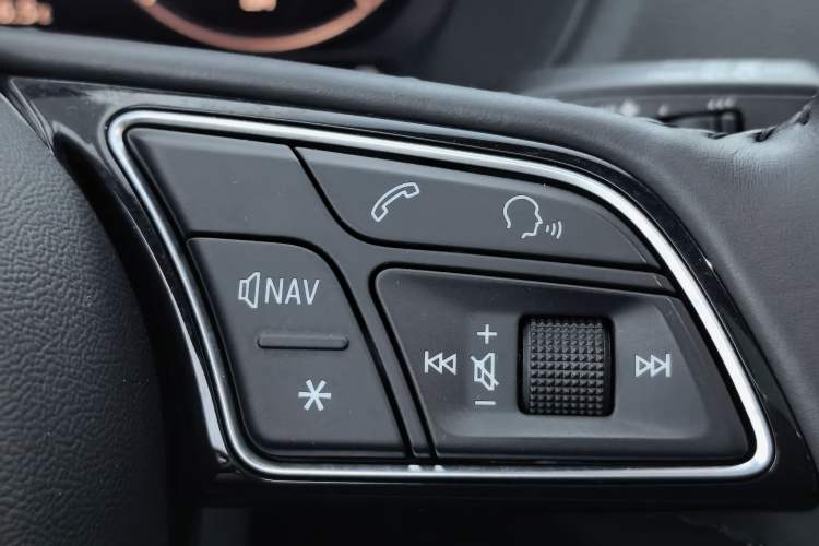 Used Audi Q2L e-tron 2019 Q2L e-tron Pure Electric Smart Enjoyment Model Interior 3