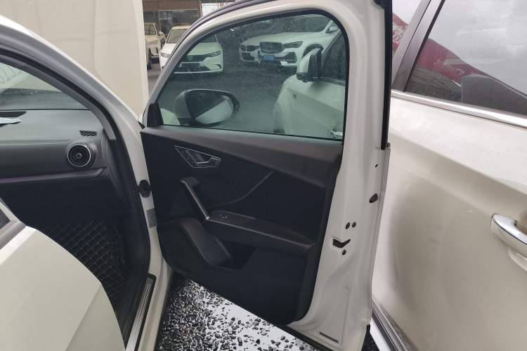Used Audi Q2L e-tron 2019 Q2L e-tron Pure Electric Smart Enjoyment Model Interior 5