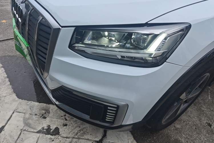 Used Audi Q2L e-tron 2019 Q2L e-tron Pure Electric Smart Enjoyment Model Left Front Headlight