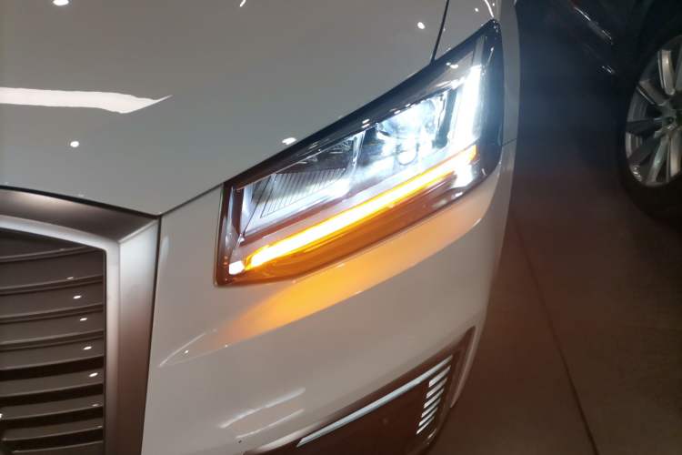 Used Audi Q2L e-tron 2019 Q2L e-tron Pure Electric Smart Enjoyment Model Left Front Headlight
