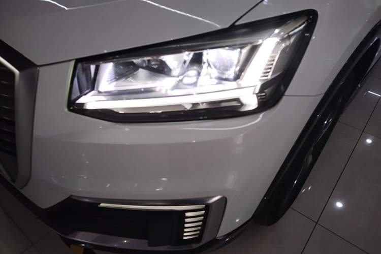 Used Audi Q2L e-tron 2019 Q2L e-tron Pure Electric Smart Enjoyment Model Left Front Headlight
