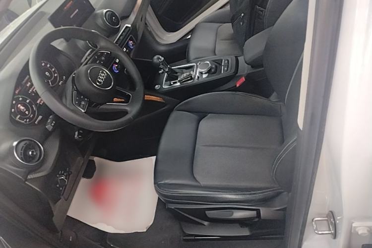 Used Audi Q2L e-tron 2019 Q2L e-tron Pure Electric Smart Enjoyment Model Left Front Seat