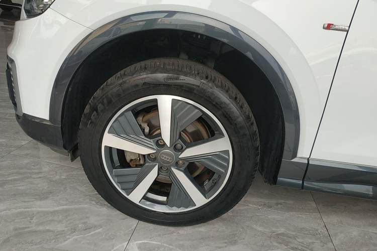 Used Audi Q2L e-tron 2019 Q2L e-tron Pure Electric Smart Enjoyment Model Left Front Wheel Hub