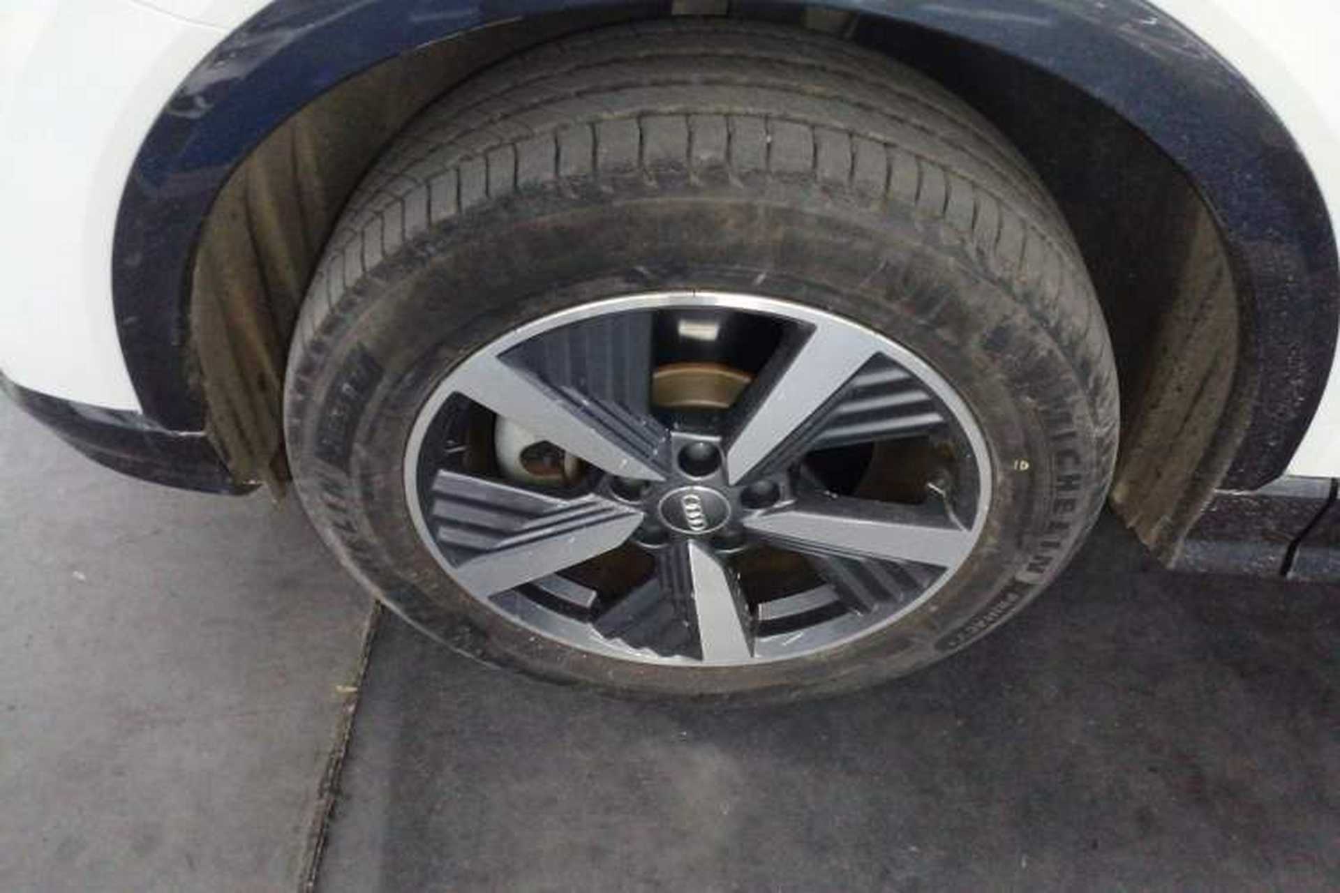 Used Audi Q2L e-tron 2019 Q2L e-tron Pure Electric Smart Style Left Front Wheel Hub