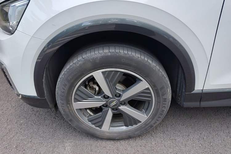 Used Audi Q2L e-tron 2019 Q2L e-tron Pure Electric Smart Enjoyment Model Left Front Wheel Hub