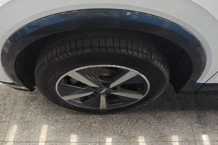 Used Audi Q2L e-tron 2019 Q2L e-tron Pure Electric Smart Style Left Front Wheel Hub