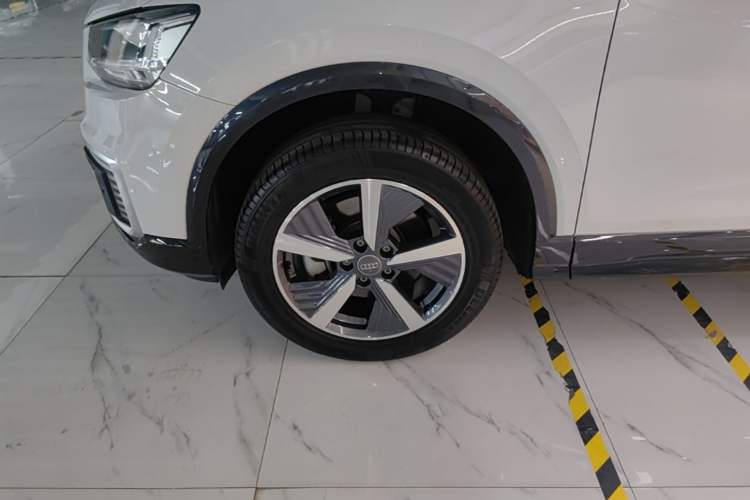 Used Audi Q2L e-tron 2019 Q2L e-tron Pure Electric Smart Enjoyment Model Left Front Wheel Hub